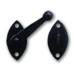 Aldaba tipo rústico fabricado en acero acabado negro brillante.